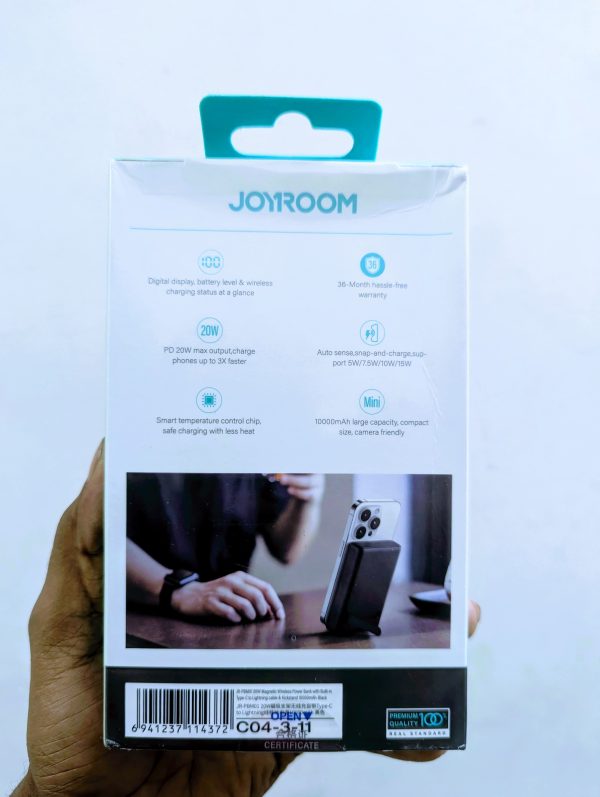 Joyroom JR-PBM01 20W Magnetic Wireless Power Bank. - Image 3
